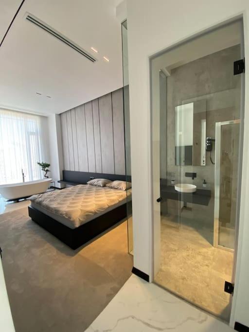 Luxury Penthouse Prishtina Apartment Pristina Exterior photo